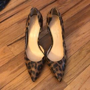 Jessica Simpson leopard pointed toe pumps